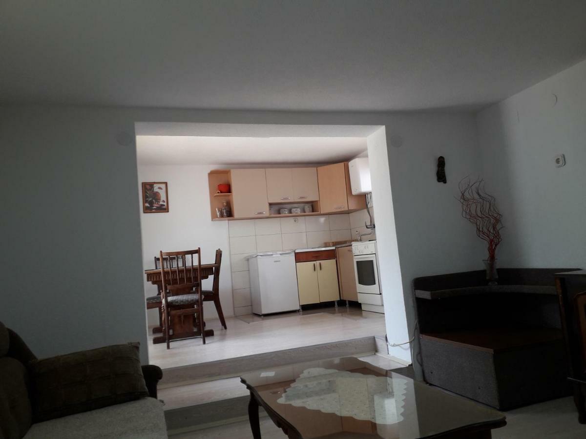 Apartment Mirko โอครีด ภายนอก รูปภาพ
